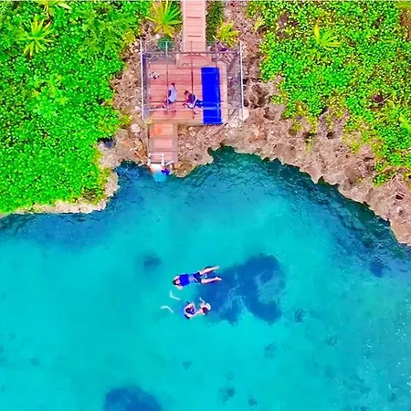 Tiny Beach House In Camotes Island-Seafront Room